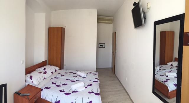 Main Bus Station Rooms Dubrovnik Eksteriør billede